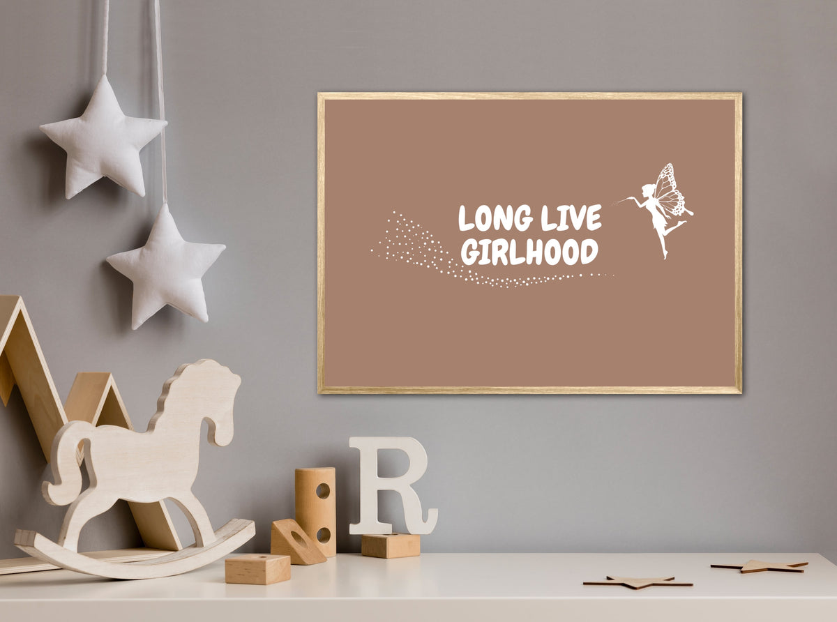 Long Live Girlhood plakat - Lys brun